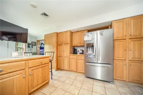 1441 Stafford Rd, Fall River, MA 02721 photo 10