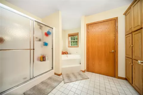 1441 Stafford Rd, Fall River, MA 02721 photo 18