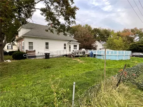 Exterior - 105 Read Ave, Coventry, RI 02816 photo 3 of 5