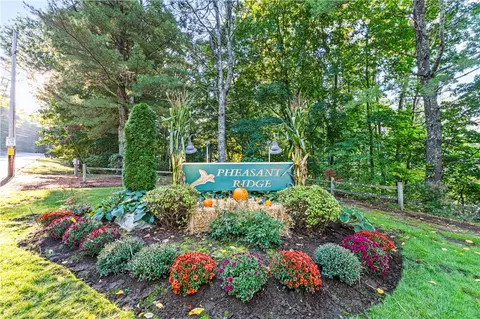 48 Pheasant Run Ave #A, Smithfield, RI 02917
