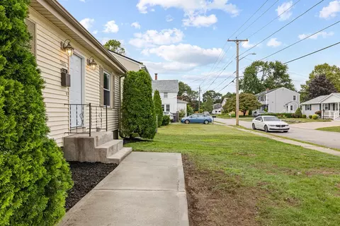 285 Elm St, Warwick, RI 02888 photo 1