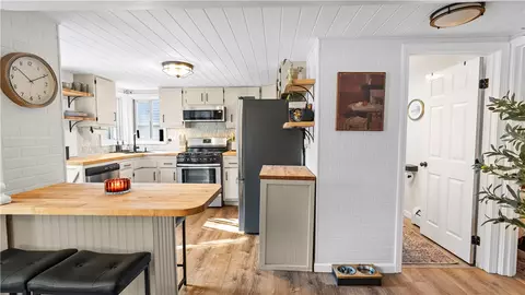 Kitchen - 38 Parade Rd, Warwick, RI 02886 photo 1 of 4