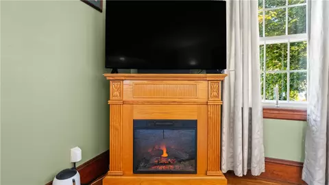 224 Palace Ave, Warwick, RI 02886 photo 6