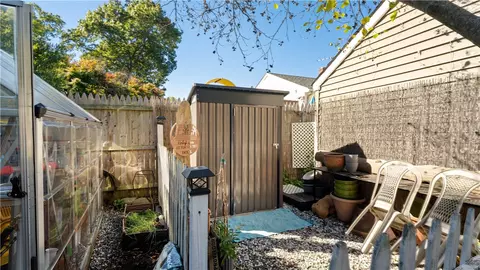224 Palace Ave, Warwick, RI 02886 photo 32