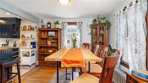 224 Palace Ave, Warwick, RI 02886 photo 8