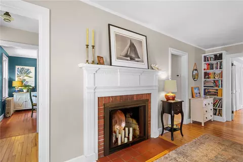 Entry Way - 19 Harborview Ave, Bristol, RI 02809 photo 1 of 3