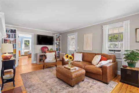 Living - 19 Harborview Ave, Bristol, RI 02809 photo 2 of 3