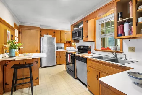 Kitchen - 19 Harborview Ave, Bristol, RI 02809 photo 1 of 3