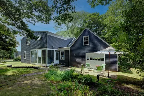 Exterior - 19 Harborview Ave, Bristol, RI 02809 photo 2 of 9