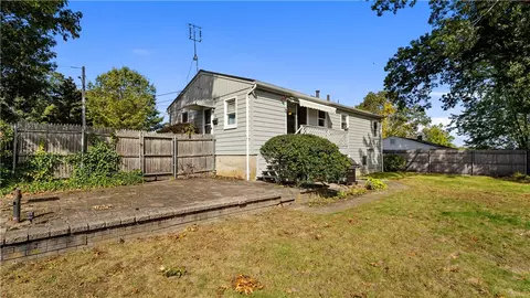 54 Pheasant Ave, Warwick, RI 02886 photo 28