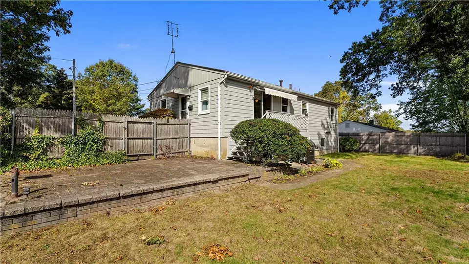 Exterior - 54 Pheasant Ave, Warwick, RI 02886 photo 6 of 7