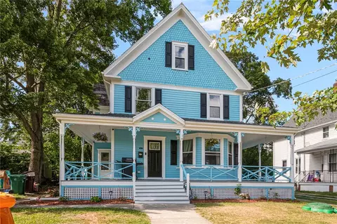 50 Trent St, Woonsocket, RI 02895