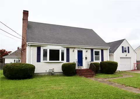 10 Fairfield Ave, Riverside, RI 02915