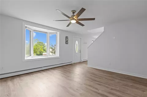 Living - 105 Miles Ave, Woonsocket, RI 02895 photo 2 of 5