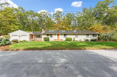 34 Highland Ter, Scituate, RI 02857