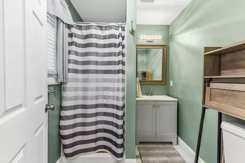 508 Jillson Ave, Woonsocket, RI 02895 photo 16