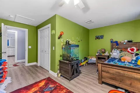 508 Jillson Ave, Woonsocket, RI 02895 photo 18