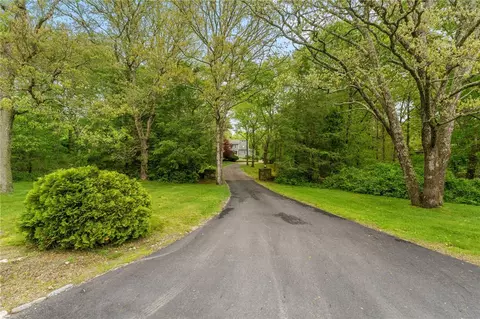 4720 County Trl, Charlestown, RI 02813
