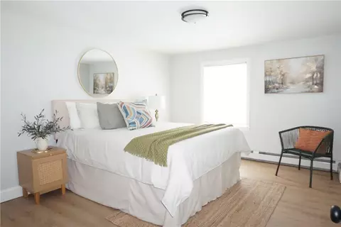 Bedroom - 40 Sunset Ave, Woonsocket, RI 02895 photo 1 of 2