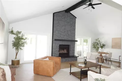Living - 40 Sunset Ave, Woonsocket, RI 02895 photo 3 of 7