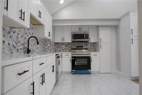 Kitchen - 40 Sunset Ave, Woonsocket, RI 02895 photo 3 of 3