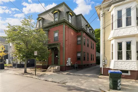 225 Carpenter St #1, Providence, RI 02903
