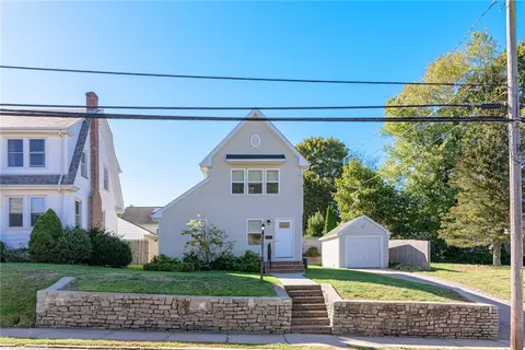 Exterior - 29 John St, Westerly, RI 02891 photo 5 of 10