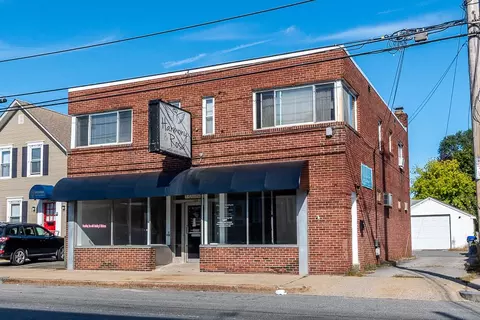 580 Central Ave, Pawtucket, RI 02861 photo 2