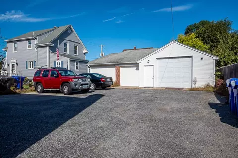580 Central Ave, Pawtucket, RI 02861 photo 3