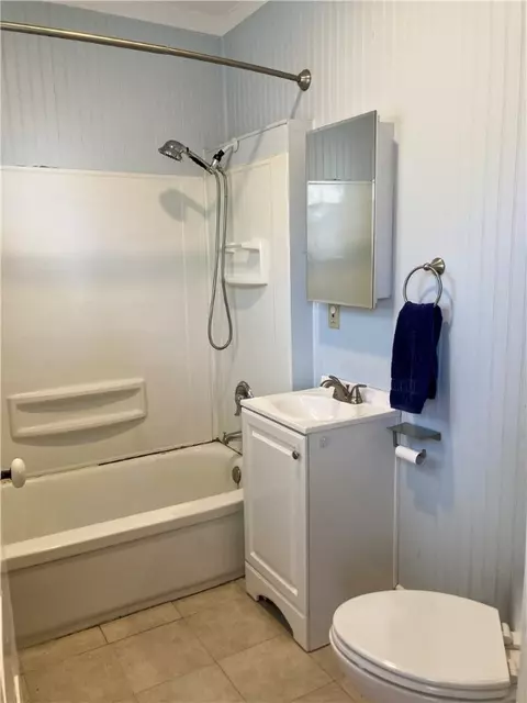 Bath - 437 Main St, Woonsocket, RI 02895 photo 2 of 7