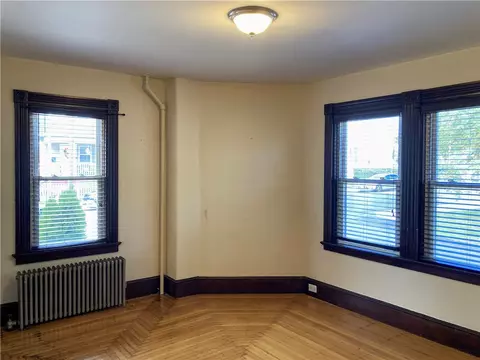 Living - 437 Main St, Woonsocket, RI 02895 photo 1 of 8