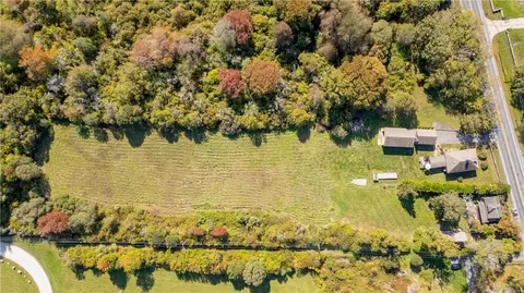 View/Area - 180 W Main Rd, Little Compton, RI 02837 photo 2 of 5