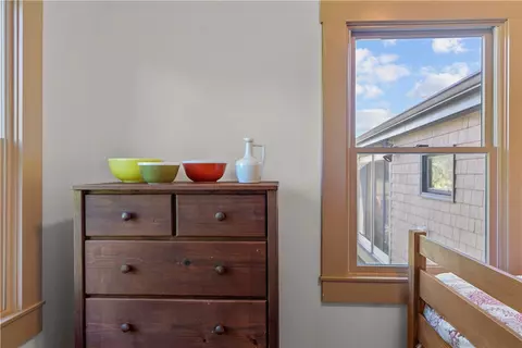 Bedroom - 180 W Main Rd, Little Compton, RI 02837 photo 4 of 8