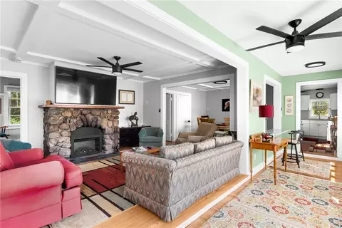 Entry Way - 346 Post Rd, Westerly, RI 02891 photo 1 of 3