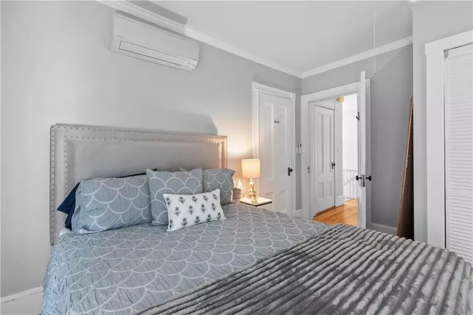 Bedroom - 8 Champlin St, Newport, RI 02840 photo 4 of 8