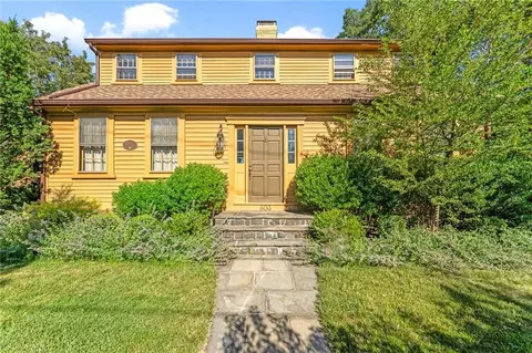 603 East Ave, Pawtucket, RI 02860