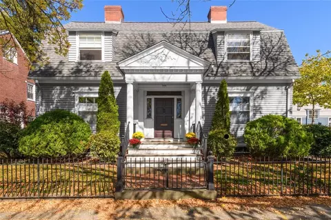 260 Bowen St, Providence, RI 02906