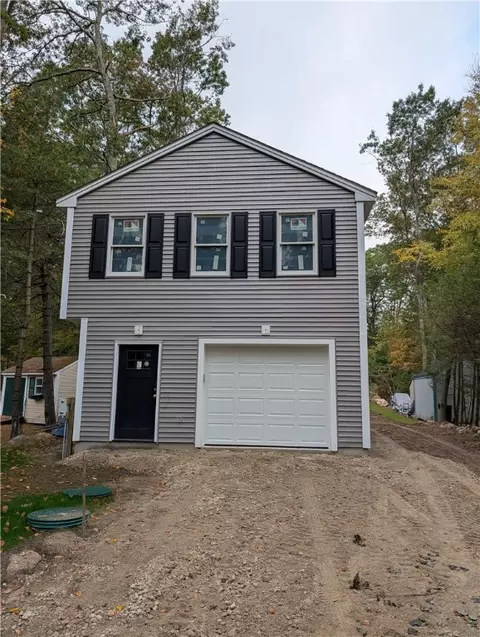388 Wilson Trl, Pascoag, RI 02859