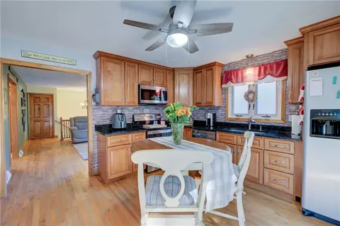 Kitchen - 25 Cedar Grove Dr, Exeter, RI 02822 photo 2 of 5