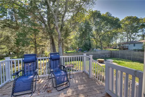 Exterior - 25 Cedar Grove Dr, Exeter, RI 02822 photo 5 of 9