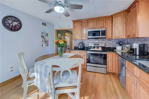 Kitchen - 25 Cedar Grove Dr, Exeter, RI 02822 photo 4 of 5