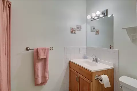Bath - 25 Cedar Grove Dr, Exeter, RI 02822 photo 2 of 2