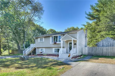Exterior - 25 Cedar Grove Dr, Exeter, RI 02822 photo 2 of 9