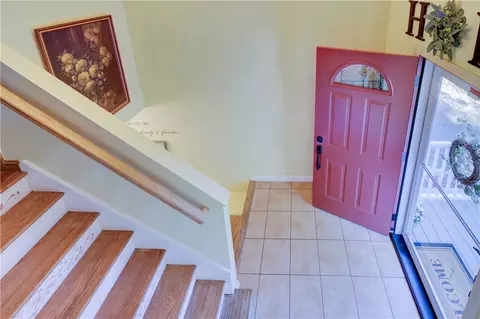 Entry Way - 25 Cedar Grove Dr, Exeter, RI 02822 photo 1 of 2