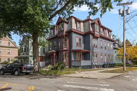 14 Parade St, Providence, RI 02909