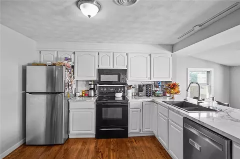 Kitchen - 68 Everett St, Warren, RI 02885 photo 3 of 3