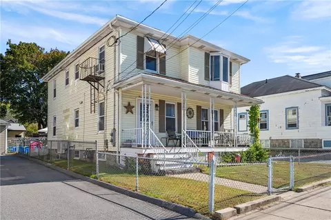Exterior - 321 Dulude Ave, Woonsocket, RI 02895 photo 7 of 7