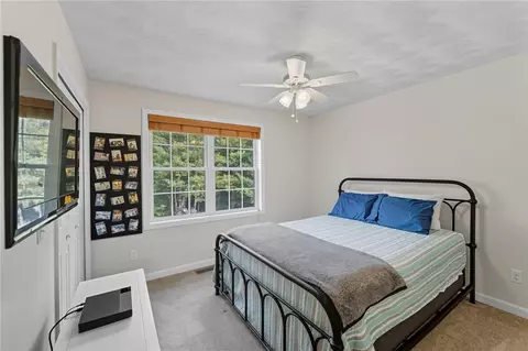 Bedroom - 2 Reynolds Rd, Glocester, RI 02814 photo 3 of 4