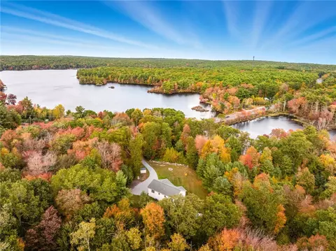 View/Area - 2 Reynolds Rd, Glocester, RI 02814 photo 3 of 7