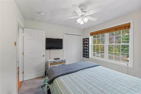 Bedroom - 2 Reynolds Rd, Glocester, RI 02814 photo 4 of 4